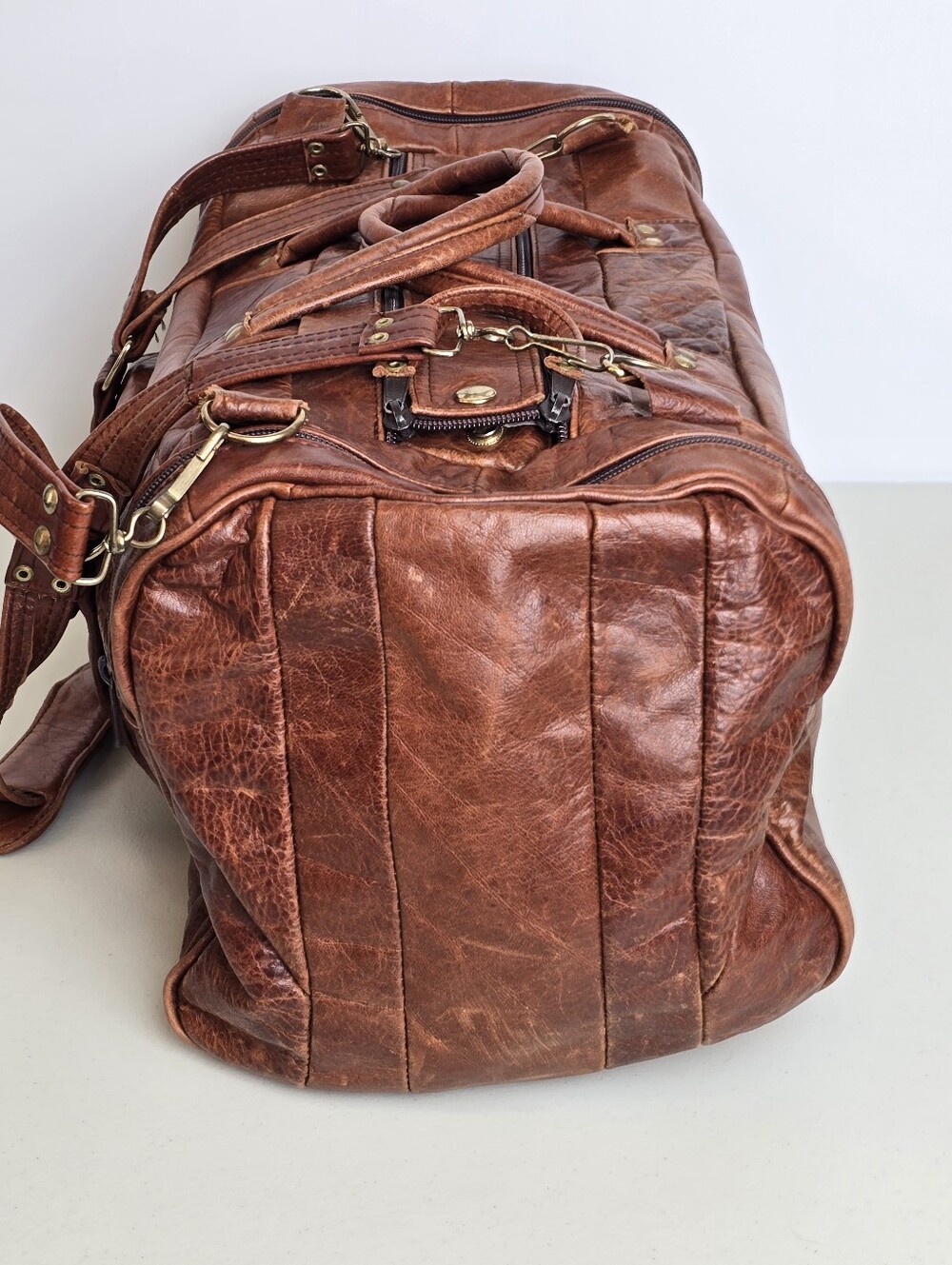 Vintage Made in Mexico Patchwork Distressed Finish Leather Duffle Weekender Bag - Picture 4 of 16